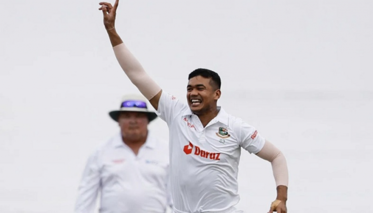 তাসকিনের জোড়া আঘাত, ধুঁকছে আফগানিস্তান