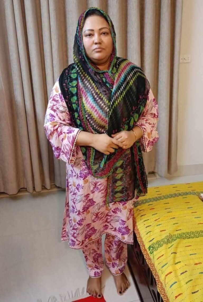 কণ্ঠশিল্পী ও সাবেক এমপি মমতাজ গ্রেপ্তার