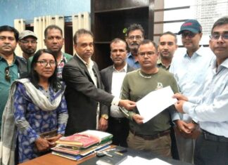 টাঙ্গাইলে পাঁচ দফা দাবিতে ক্যাবের স্মারকলিপি