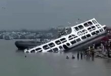 বরিশালে চরমোনাই মাহফিলের লঞ্চডুবি