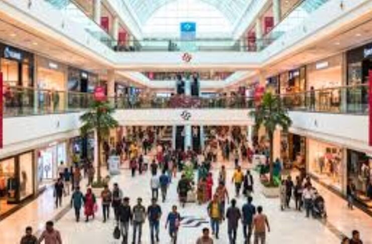 রাত ৮টার মধ্যে দোকান-শপিংমল বন্ধের সিদ্ধান্ত