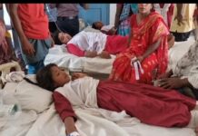 স্কুলের নলকূপে বিষ প্রয়োগ, টাঙ্গাইলে বিষাক্ত পানি পানে ৩২ শিক্ষার্থী অসুস্থ্য