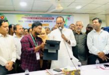 ফ্যামিলি কার্ড নিয়ে অনিয়ম করলে কাউকে ছাড় দেওয়া হবে না: প্রতিমন্ত্রী টুকু