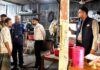 এলেঙ্গায় ক্ষতিকর রঙ ব্যবহার ও লাইসেন্সহীন আইসক্রিম তৈরি: ‘নূপুর আইসক্রিম ফ্যাক্টরি’কে জরিমানা